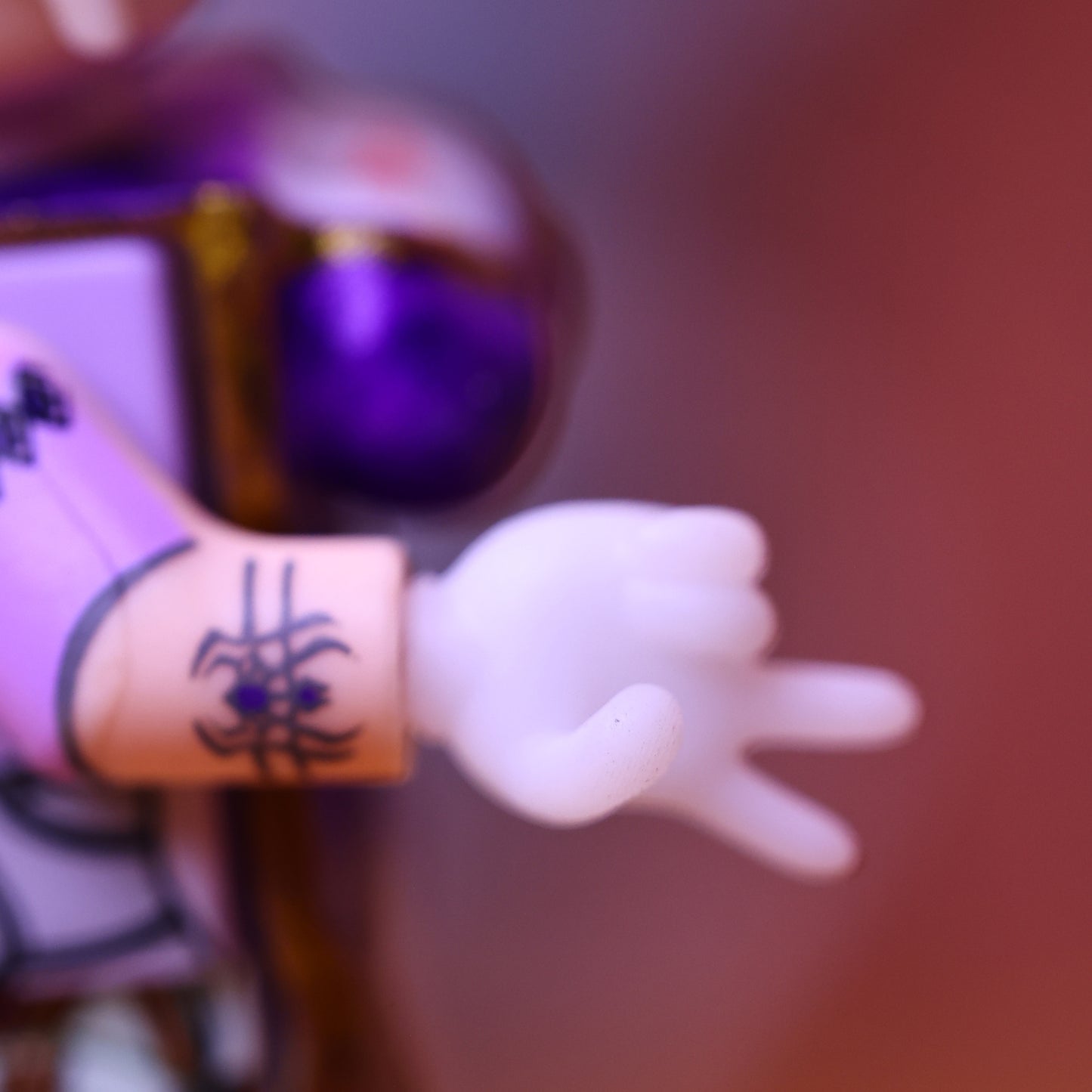 Gestures are suitable for minifigures to replace the original hands